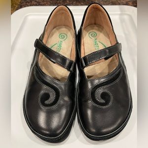 Naot Matai Black Madras Leather/Black Suede EU 37 (US Women's 6) M